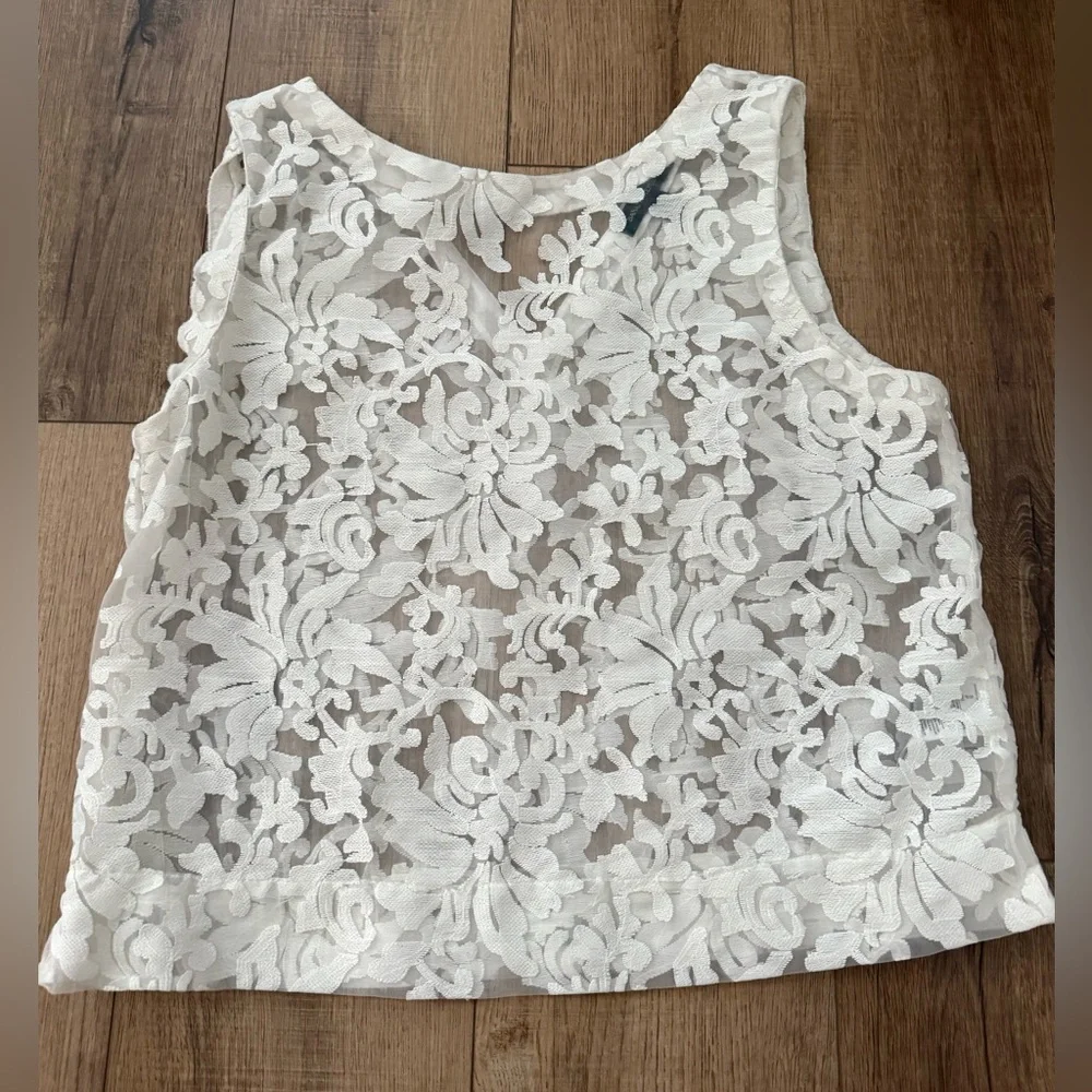 Banana Republic White Blouse - Picture 3 of 5
